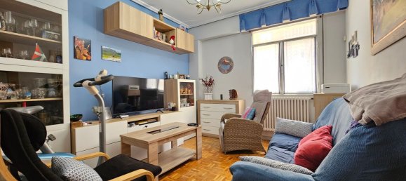 Квартира с 3 спальнями в Витория-Гастейс, Испания № 140911 17