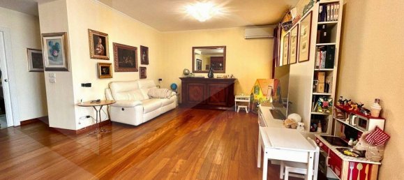 Apartamento de 2 dormitorios en Bitritto, Italy No. 17132 3