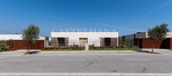 4 bedrooms Villa in Vila Nova de Gaia, Portugal No. 182788 4