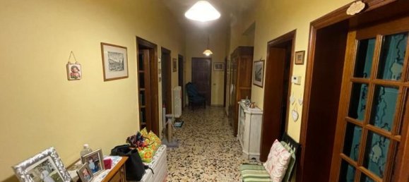 5غرفة شقة في Scarperia e San Piero, Italy رقم 236214 2