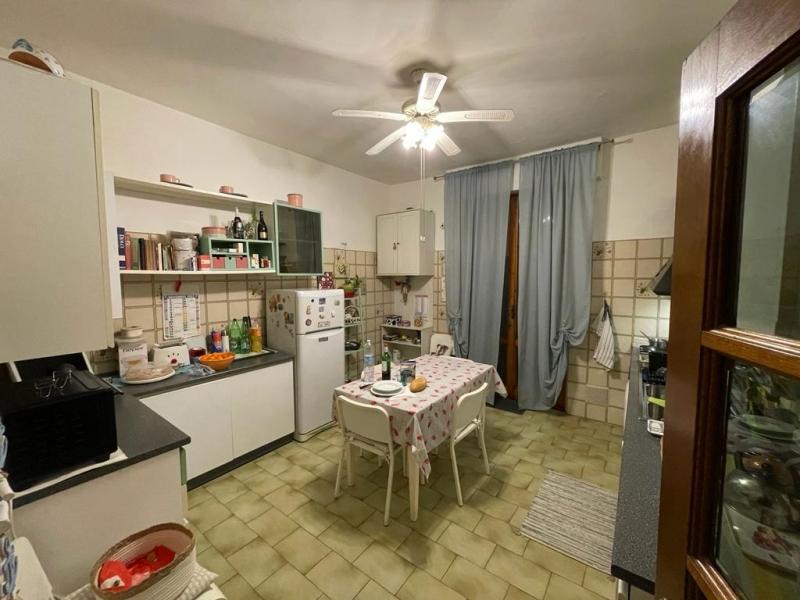 5غرفة شقة في Scarperia e San Piero, Italy رقم 236214