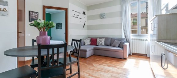 2 bedrooms Apartment in Milan, Italy No. 364267 2