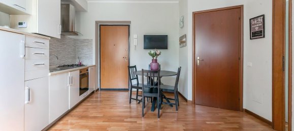 2 bedrooms Apartment in Milan, Italy No. 364267 4