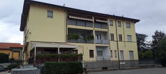 3-salle Appartement à Induno Olona, Italy No. 3183 26