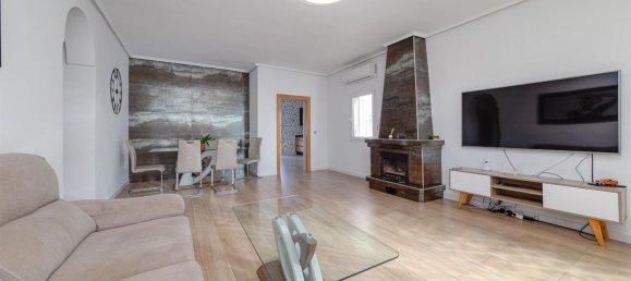 3 bedrooms Apartment in Torrevieja, Spain No. 10591 14