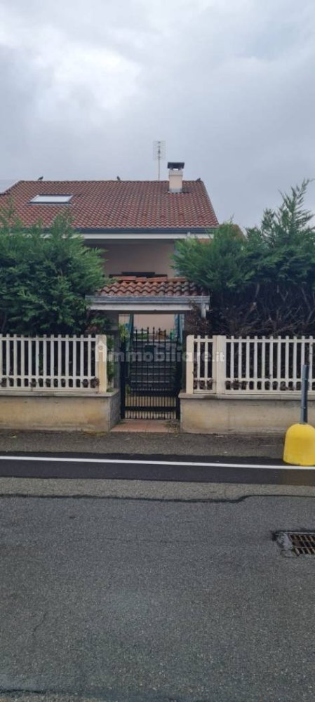 2 Schlafzimmer Villa in San Benigno Canavese, Italy, Nr. 335433