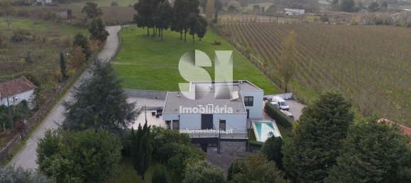 Дом с 5 спальнями в Пенафиел, Португалия № 16879 2