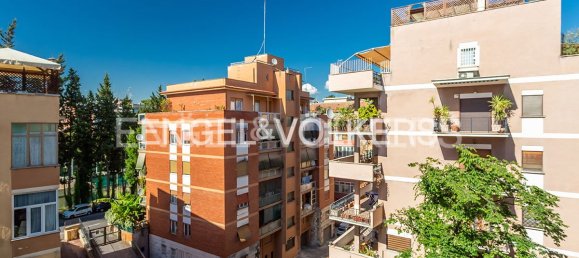 3 chambres Propriété commerciale à Rome, Italy No. 139830 13