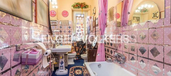 3 chambres Propriété commerciale à Rome, Italy No. 139830 10