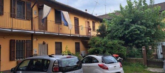 Apartamento de 3 habitaciónes en Locate di Triulzi, Italy No. 7249 8