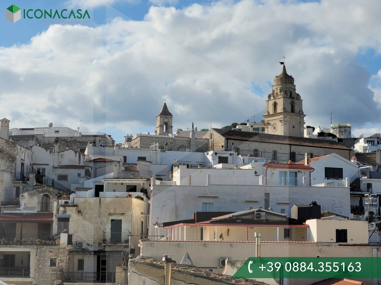 5 rooms Apartment in Vieste, Italy No. 23722