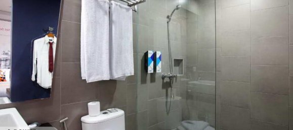 90 Schlafzimmer Hotel in Seminyak, Indonesia, Nr. 4220 21