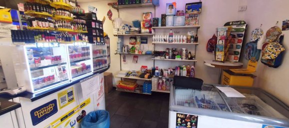 1 room Commercial property in Rome, Italy No. 311796 3