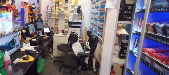 1 room Commercial property in Rome, Italy No. 311796 4