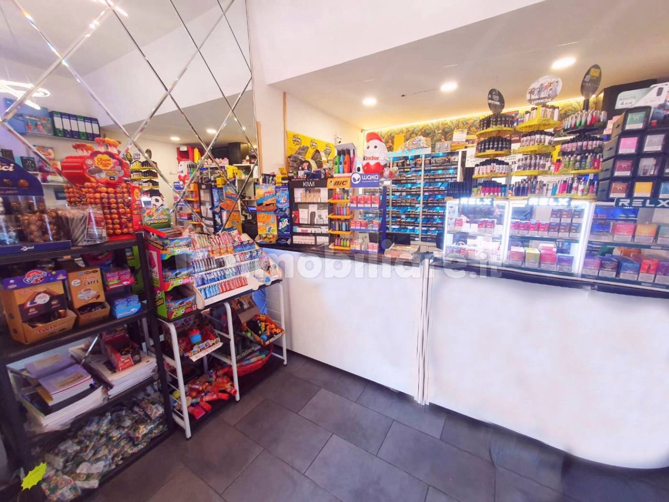 1 room Commercial property in Rome, Italy No. 311796