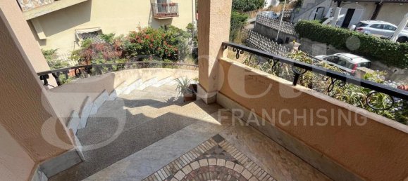 3 bedrooms Apartment in Scalea, Italy No. 137795 5