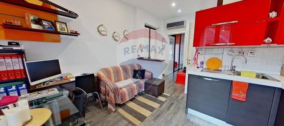 Квартира с 2 комнатами в Турин, Италия № 87510 15