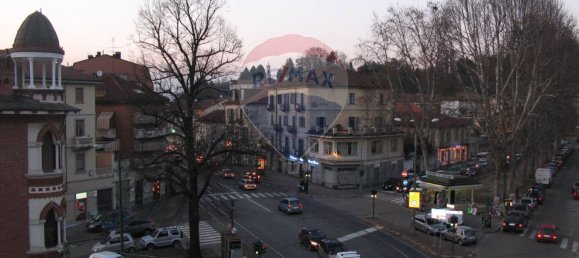 Квартира с 2 комнатами в Турин, Италия № 87510 20