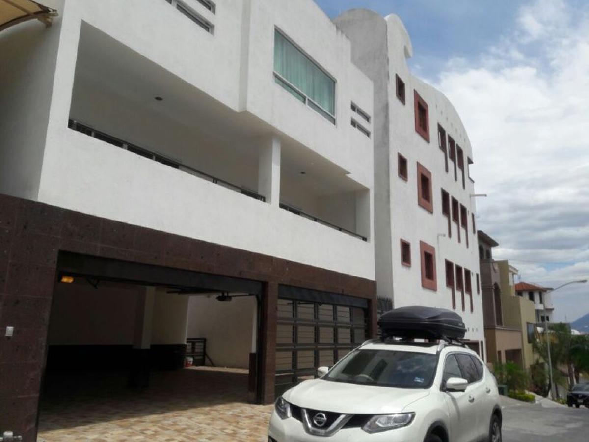 Casa de 3 dormitorios en Nuevo León, Mexico No. 172892