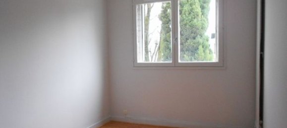 3 Schlafzimmer Wohnung in Chateauroux, France, Nr. 315509 3