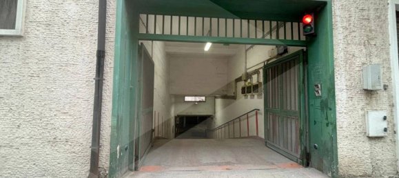 1 room Garage in Foggia, Italy No. 26118 3