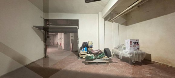 1 room Garage in Foggia, Italy No. 26118 9
