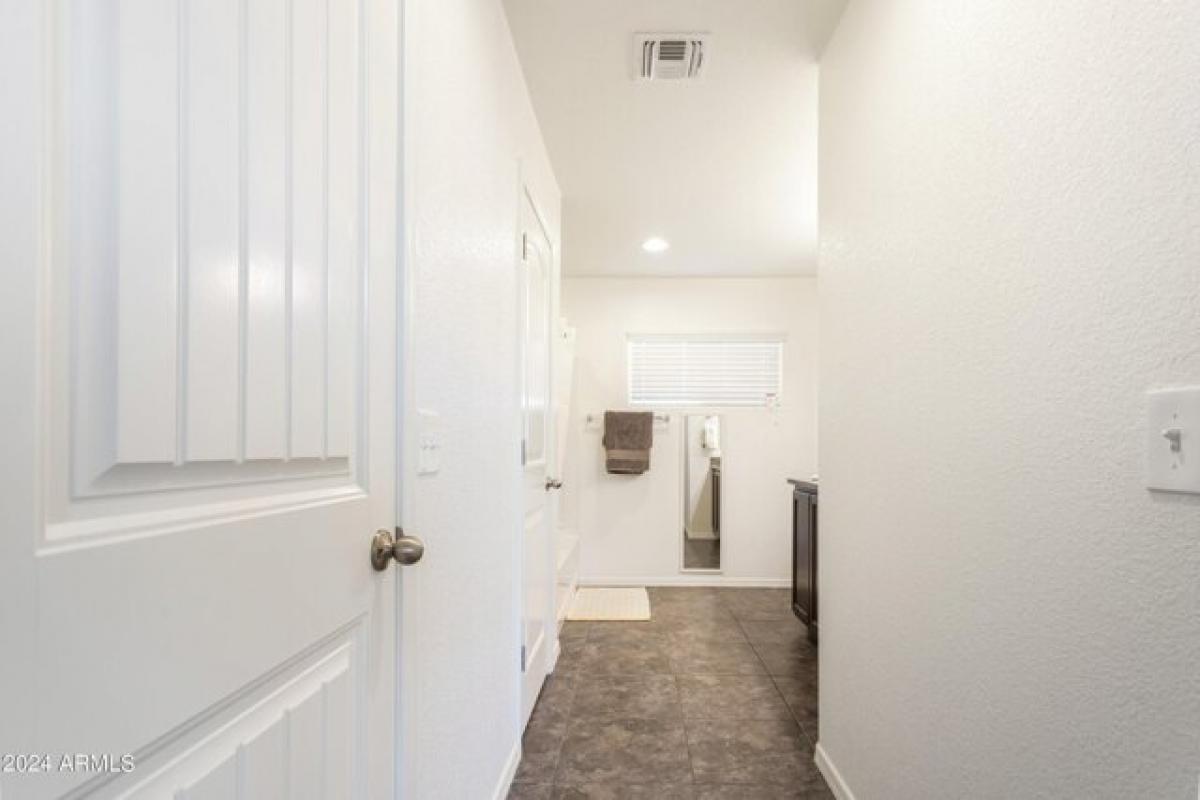 Дом с 4 спальнями в Сьерра Виста, США № 415339