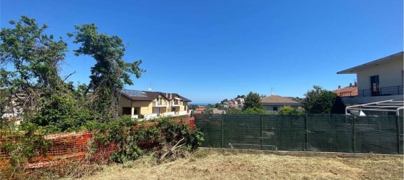  قطعة أرض في Pescara, Italy رقم 58574 6