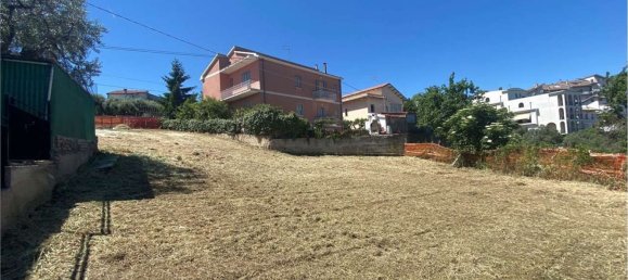  قطعة أرض في Pescara, Italy رقم 58574 11