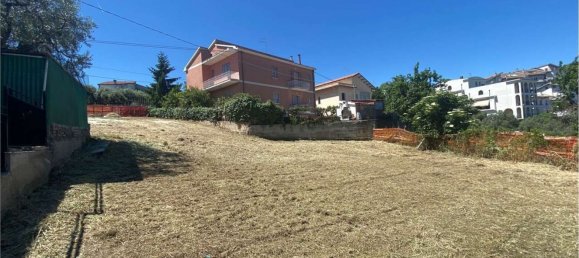  قطعة أرض في Pescara, Italy رقم 58574 10