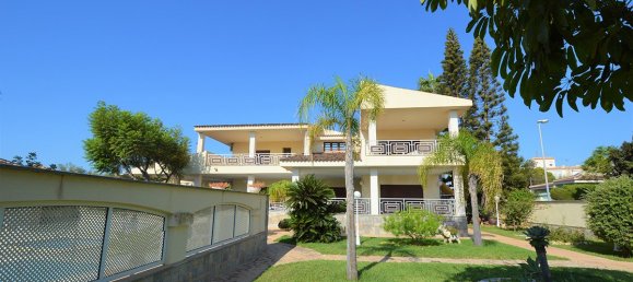 Villa de 7 dormitorios en La Zenia, Spain No. 1035 2