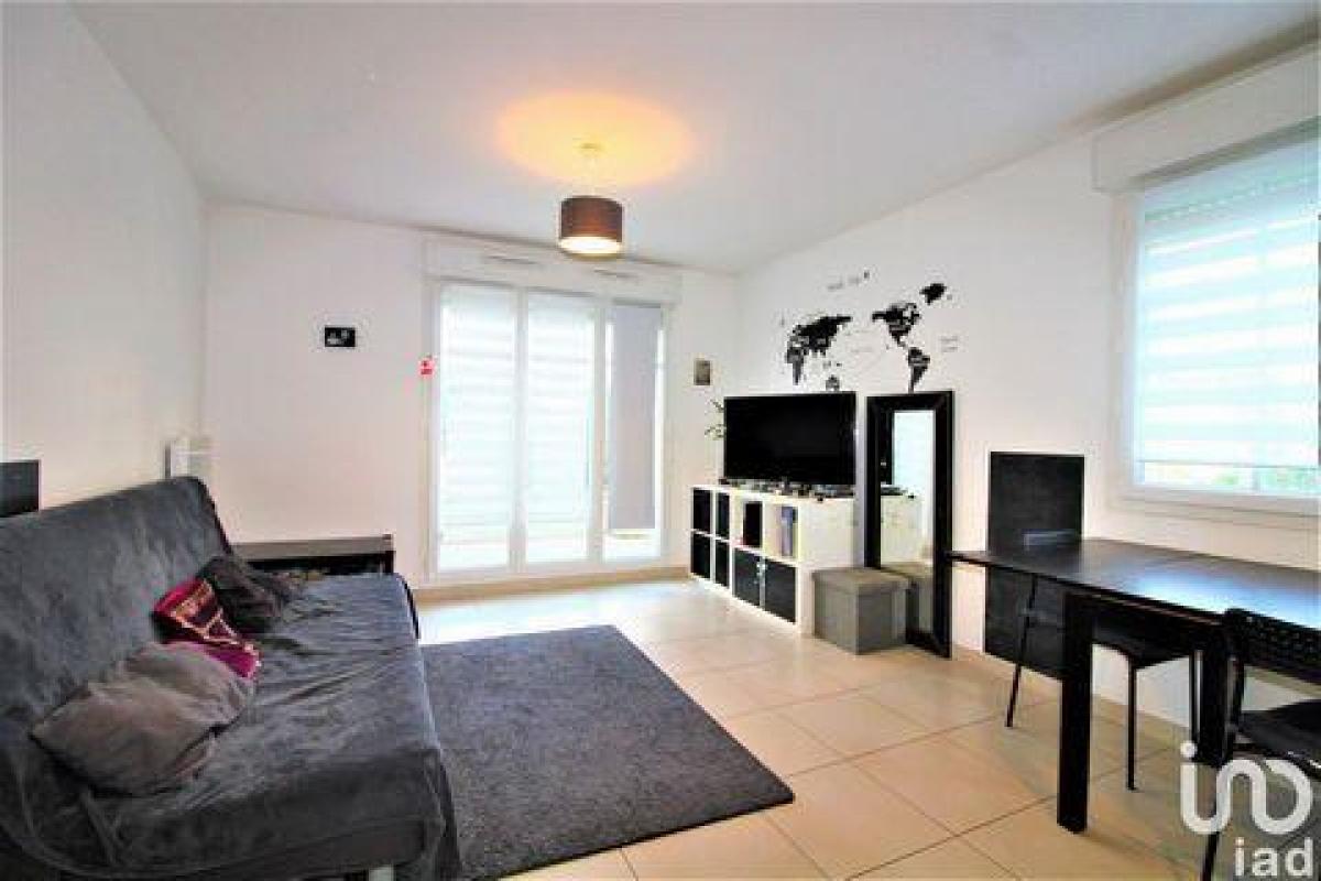 شقة 2 غرف نوم  في Yerres, France رقم 27666