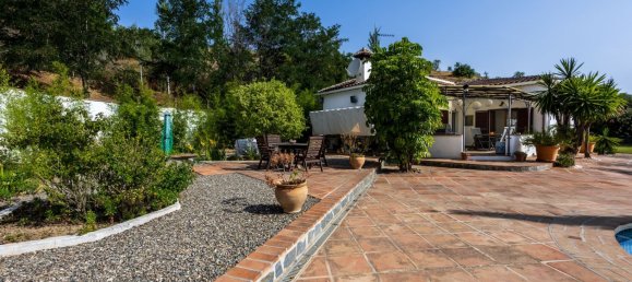 3 bedrooms House in Tolox, Spain No. 55548 4