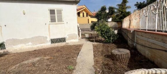 7 bedrooms Villa in Palermo, Italy No. 64921 4