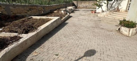 7 bedrooms Villa in Palermo, Italy No. 64921 5