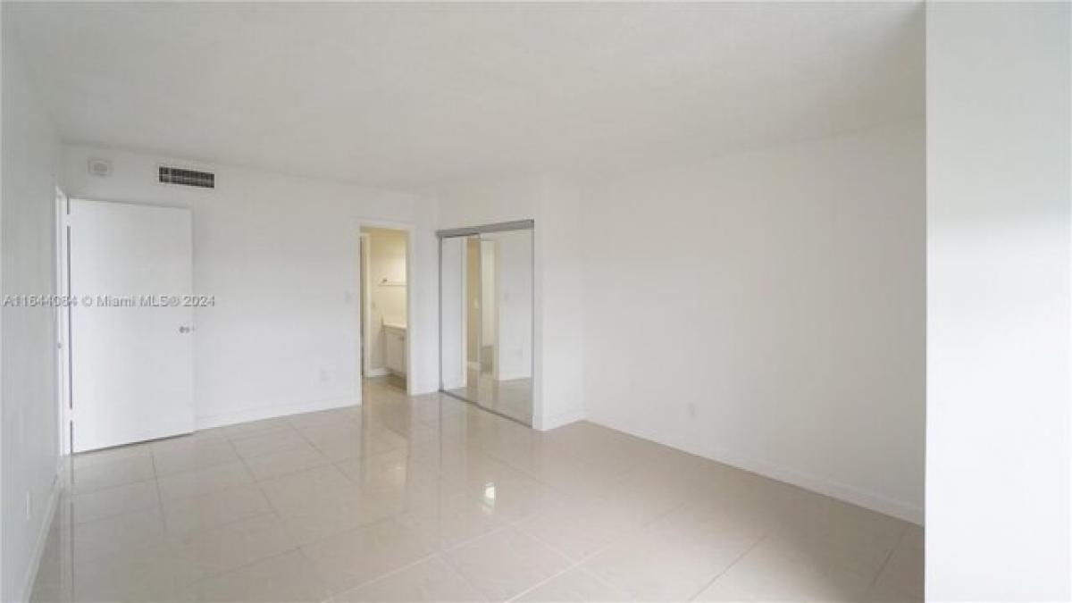 Студия в Норт-Майами, США № 376957