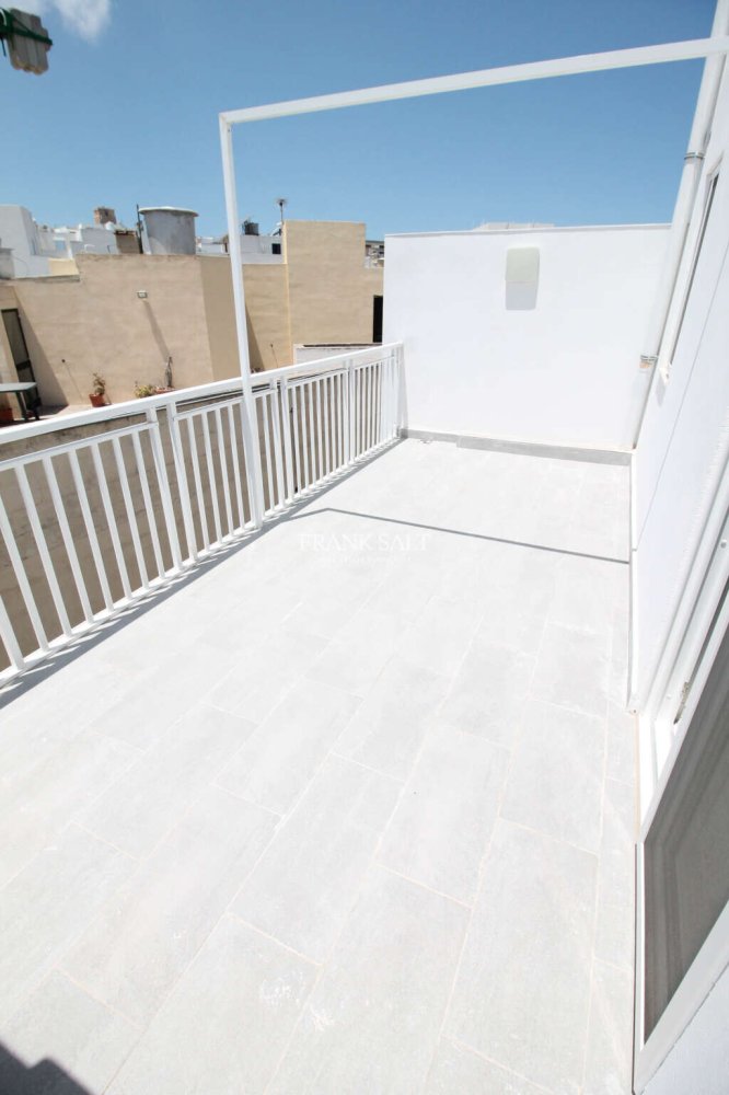 2 Schlafzimmer Penthouse in Swieqi, Malta, Nr. 9884