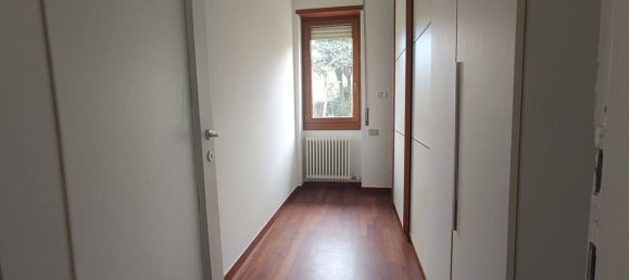 4-Zimmer Wohnung in Como, Italy, Nr. 287760 9