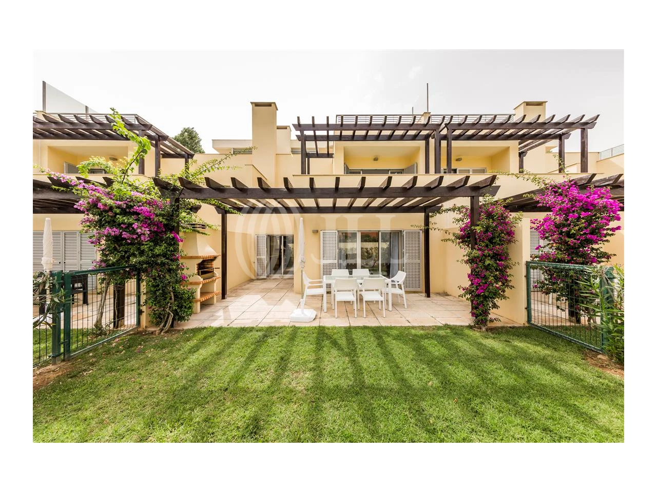 3 bedrooms House in Quarteira, Portugal No. 103245