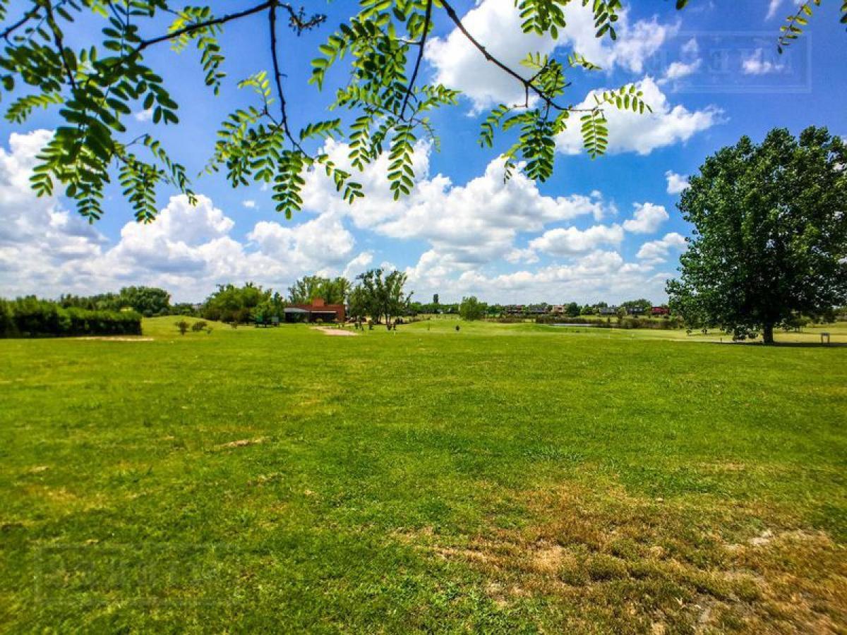 Grundstück in Tigre, Argentina, Nr. 117349