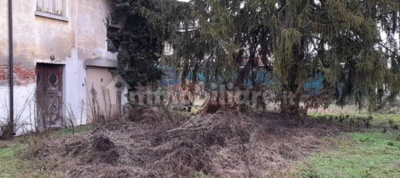 6 bedrooms Villa in Bagnolo San Vito, Italy No. 354855 22