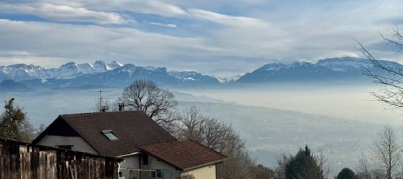 3 bedrooms Castles in Bonne, France No. 190826 4