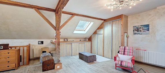 3 bedrooms Castles in Bonne, France No. 190826 14