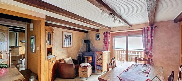 3 bedrooms Castles in Bonne, France No. 190826 10