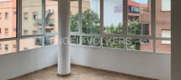 2 bedrooms Penthouse in Valencia, Spain No. 190598 2