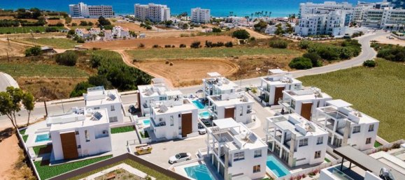 4 Schlafzimmer Villa in Protaras, Cyprus, Nr. 9371 11