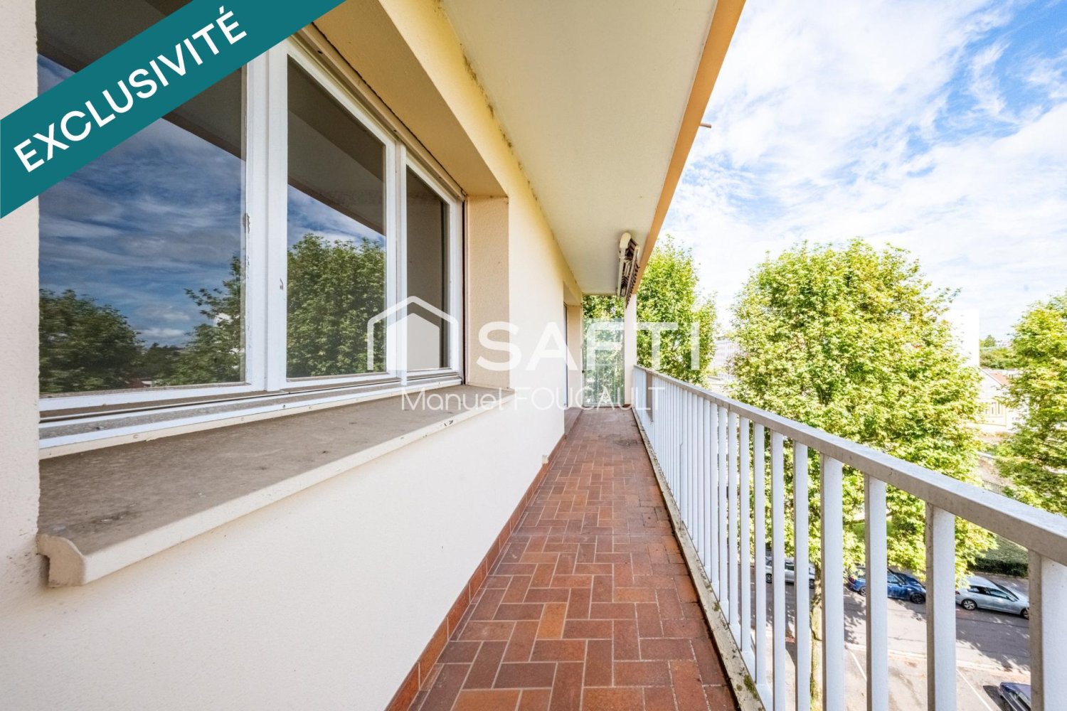 Apartamento de 2 dormitorios en Dijon, France No. 329198