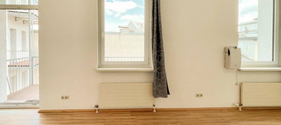 2 rooms Apartment in Linz, Austria No. 113096 3