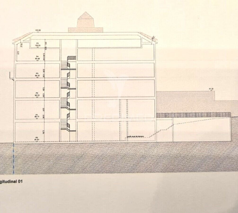 1737m² Building in Porto, Portugal No. 143047