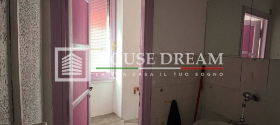 1 room Commercial property in Rome, Italy No. 277622 6